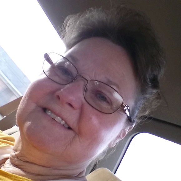 Meet your Posher, Donna - Picture 1 of 1